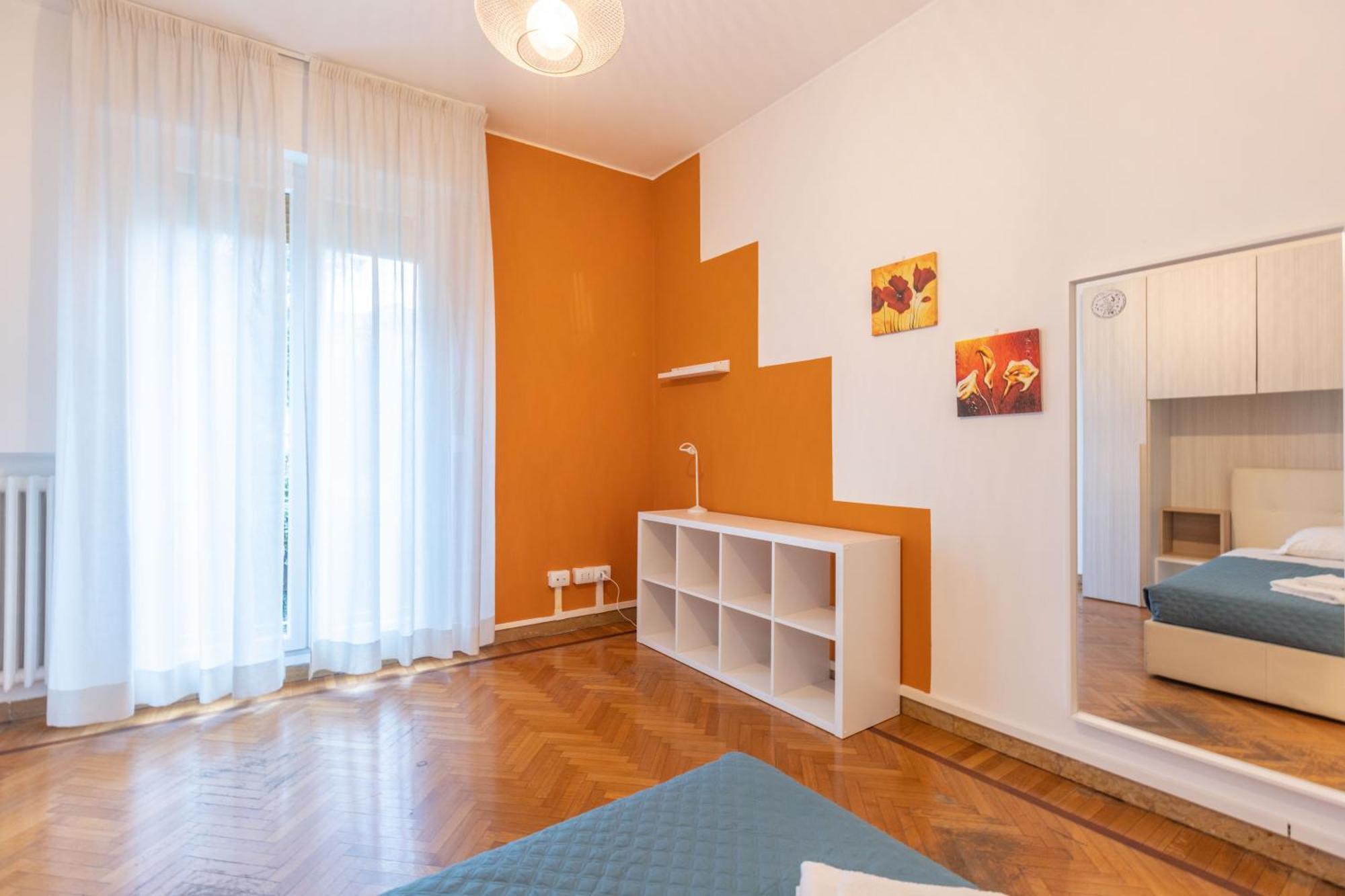 La Finestra Sul Centro, Bologna By Short Holidays 外观 照片